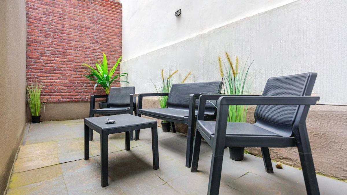 Cosy Met Tuin In Centrum Gratis Parking Free Parking! Antwerpen